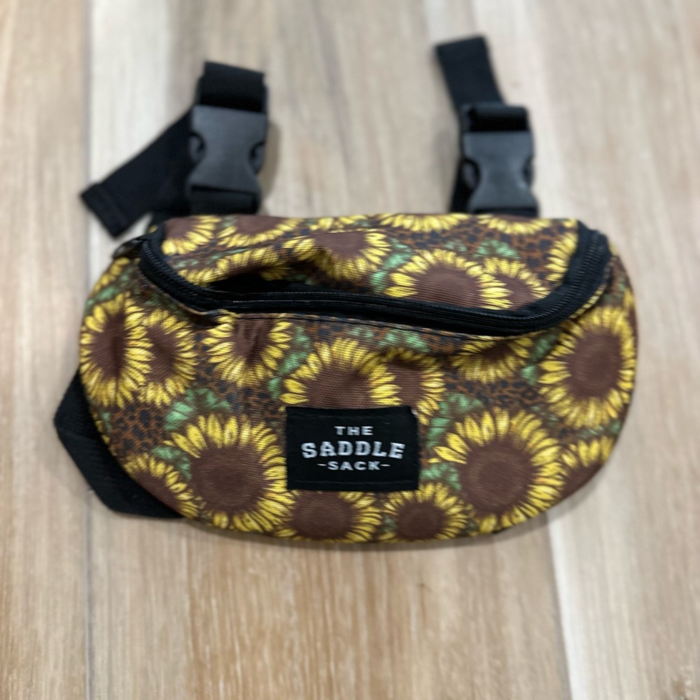 RANCH DRESSN’ SADDLE SACK